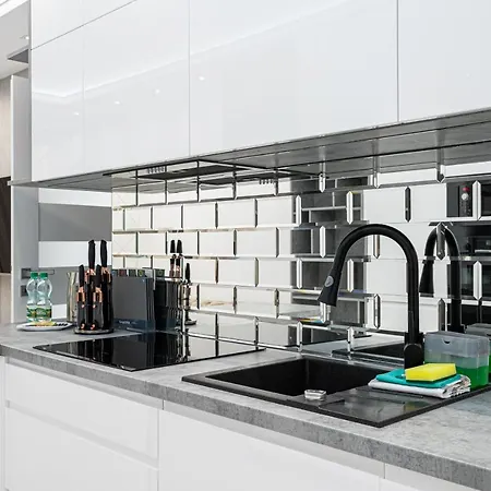 Apartment Bielany Luxury By Bookinghost *